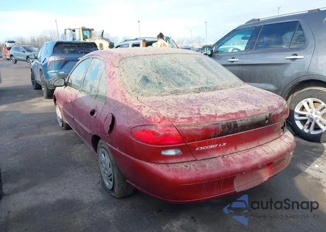 1997 Ford Escort "Cool" из США, поврежденный, VIN IFALP13P8VW393117